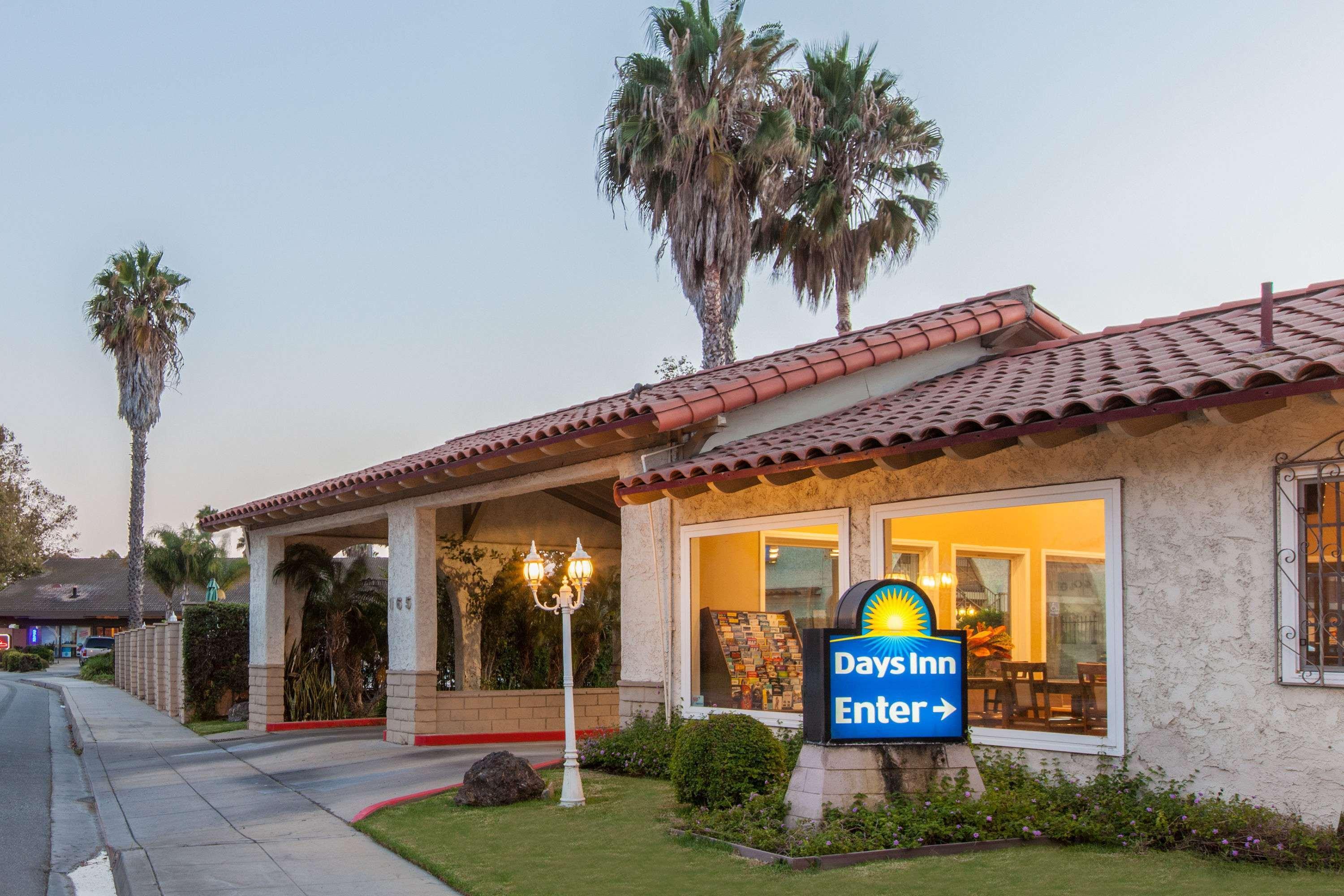 Days Inn By Wyndham Camarillo - Ventura Dış mekan fotoğraf